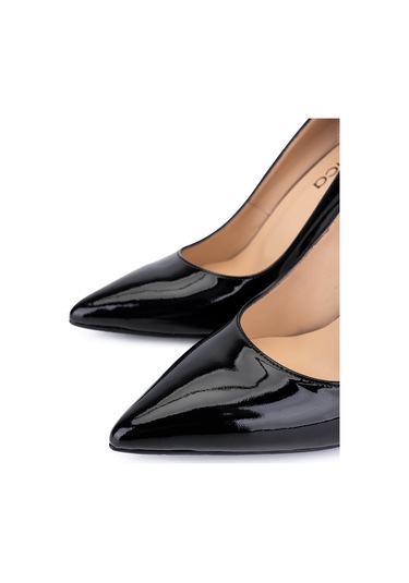 Tamer Tanca Kadın Hakiki Deri Siyah Rugan Topuklu Ayakkabı 1036 8120 Bn Ayk Sk25-26 Sıyah Rgn Siyah