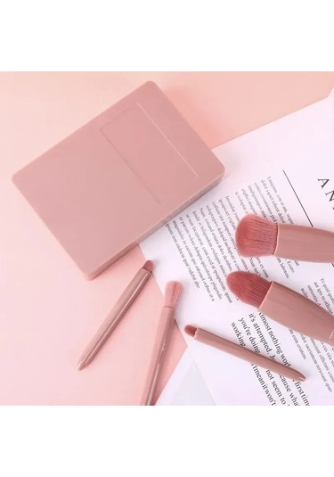 Shineyee Taşınabilir Mini Güzellik Fırçası Seti - 5 Farklı Fırça Göz Farı, Pudra, Allık - Yumuşak Sentetik Tüyler - Yolculuk İçin Ideal - Ayna Kılıfı İle