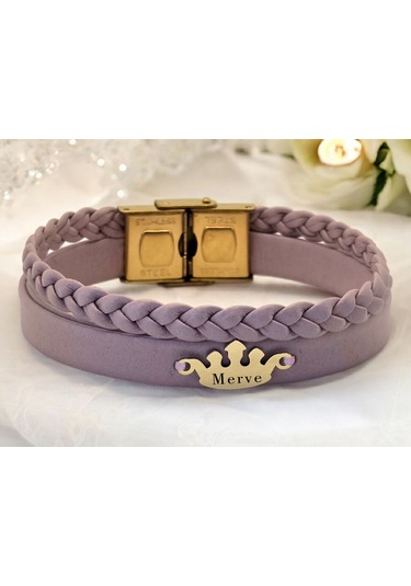 Archin Merve İsmine Özel Taç Figürlü 14 Ayar Altın Plakalı Doğal Mor Derili Hediye Bileklik-637isim Merve