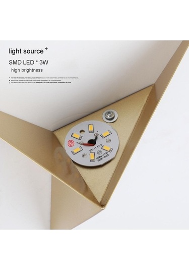 Novahub Altın Minimalist Üçgen Led Duvar Lambası, İskandinav Tarzı Oturma Odası Işıkları, Basit Aydınlatma, Yatak Odası İçin Altın