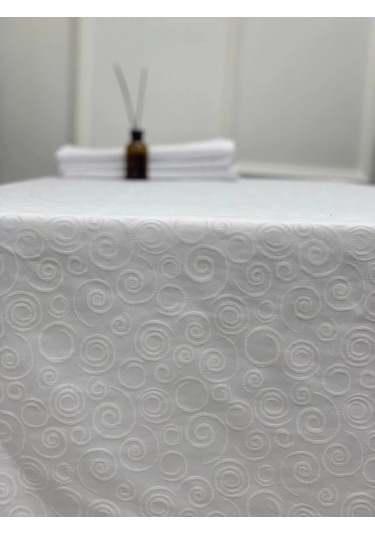 Nivemeshome 140x240 Beyaz Daire Sembol Leke Tutmaz Masa Örtüsü Beyaz