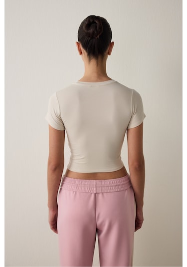 Penti Bej Bisiklet Yaka Kısa Kollu Slim Fit Modal Tişört