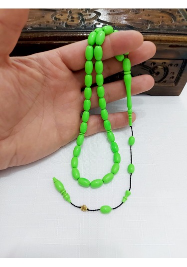 Ramazan Güneş Usta Eseri Eski Bowling Topu Eski Katalin Yumurta Kesim Tesbih... Ölçü: 7 X 11,5 Açık Yeşil