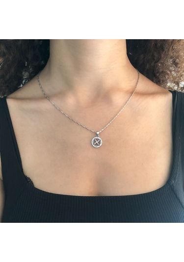 Ferizz Zirkon Taşlı Yonca Motifli Gümüş Kolye Gk-306