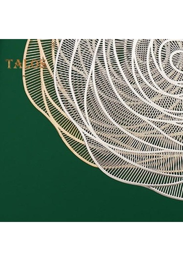 Placemat Hollow Out Tasarım Isıya Dayanıklı Pratik Yurt İçin İyi Gül Çiçek Şekilli Masa Mat Gül Altın