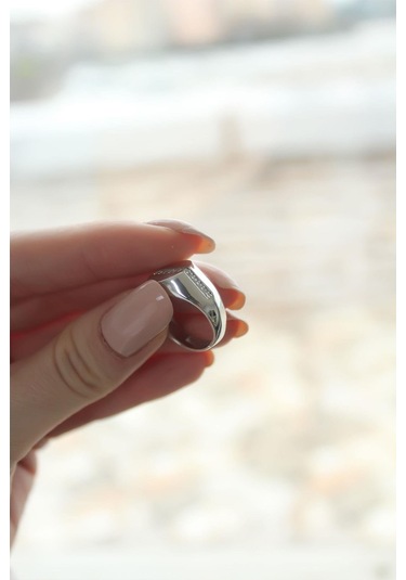 Punta Zirkon Taşlı Rodyum Kaplama Kadın Yüzük Gümüş