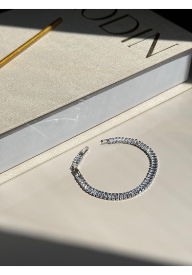 Baget Taşlı Gümüş Renk Çelik Tennis Bileklik Işıltılı Ve Şık Kadın Takı Gümüş