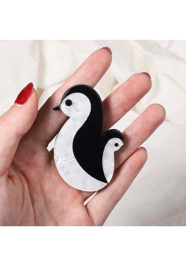 Blucome El Yapımı Akrilik Hayvan Penguen Broş Kadın Erkek Güzel Oturma Pet Rahat Parti Broş Pin Takı Aksesuarları Siyah