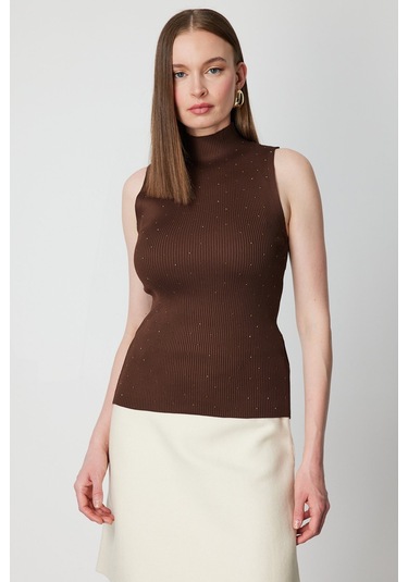 On Kadın Taşlı Kolsuz Triko Bluz 66375 Kahverengi Kahverengi