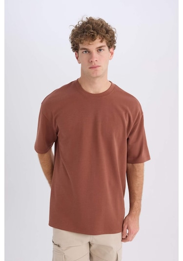 DeFacto Oversize Geniş Kalıp Ütü Gerektirmeyen Bisiklet Yaka Kısa Kollu Basic Düz Ağır Kumaş Tişört X3926AZ25SPBN326 DeFacto Oversize Geniş Kalıp Ütü Gerektirmeyen Bisiklet Yaka Kısa Kollu Basic Düz Ağır Kumaş Tişört X3926AZ25SPBN326