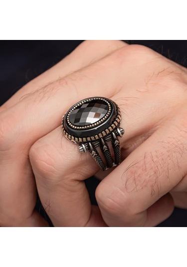 Siyah Taşlı Pençe Motifli 925 Gümüş Erkek Yüzük