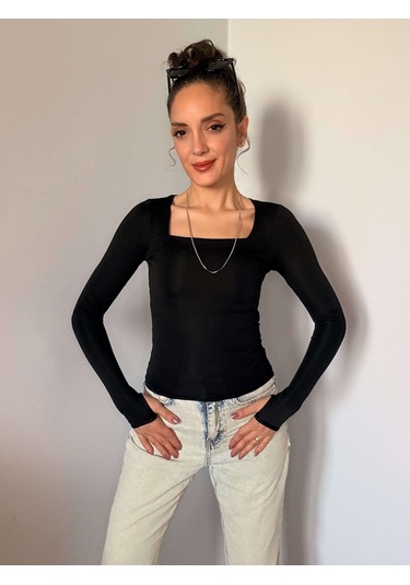 Ali Butik Siyah Parmak Geçmeli Kare Yaka Bluz Siyah