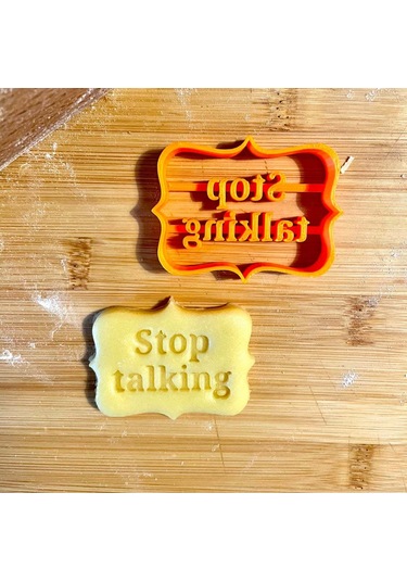 4 Adet İngilizce Harf Ve Dilekler Yazılı Bisküvi Kalıbı Pxcl Beyaz