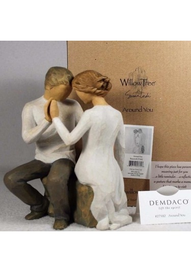 Willow Tree Around You Biblo