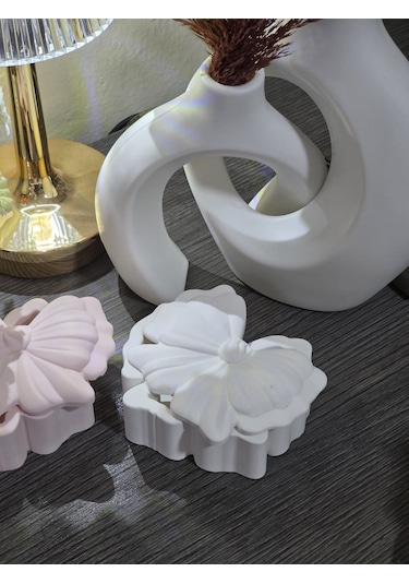 Dekoratif Fiyonk Model Kapaklı Organizer Beyaz