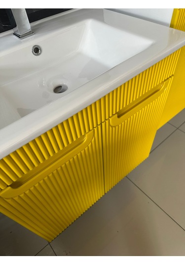 65 Cm Lake Banyo Dolabı Aynalı Ve Boy Dolaplı Kendinden Kulplu