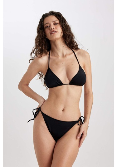 DeFacto Regular Fit Üçgen Bikini Üstü-Fall in Love T3666AZ24SMBK81