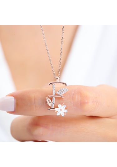 Işıltılı Manolya Çiçeği E Harfi Rose Renk Gümüş Harfli Kolye