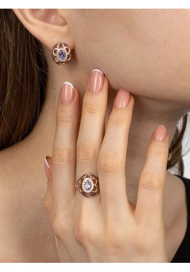 Pavlova Jewelry Gümüş, Altın Kaplama, Doğal Tanzanit Taşlı Yüzük 68648922 Diğer