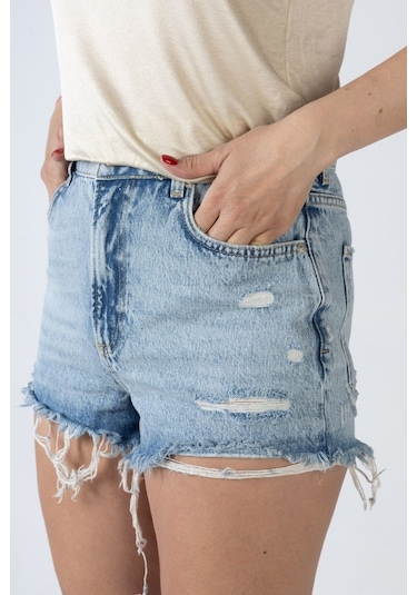 Kutaf Mom Kalıp Cep Altı Lazerli Paça Püsküllü Denim Şort 001