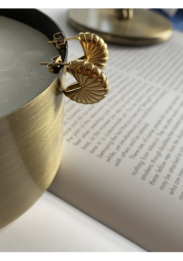 Deniz Kabuğu Halka Çelik Kararmaz Gold Kaplama Küpe Çifti Altın