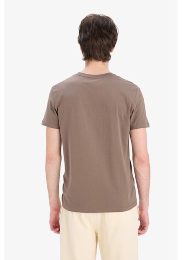 DeFacto %100 Pamuk Slim Fit Dar Kesim Bisiklet Yaka Baskılı Kısa Kollu Tişört C2085AX25SMBN571 DeFacto %100 Pamuk Slim Fit Dar Kesim Bisiklet Yaka Baskılı Kısa Kollu Tişört C2085AX25SMBN571