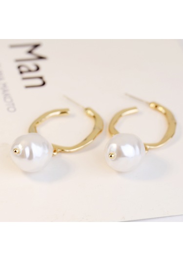 1030402303 Büyük C Saplama Küpe Takı