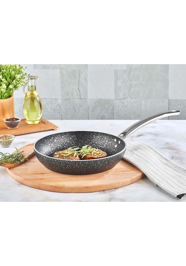 Granit Tava 22 Cm Ve Yağdanlık Siyah