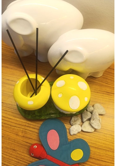 Artepieza El Yapımı Sarı Beyaz Mantar Figürlü Saksı Takımı Dekorasyon Seti 01