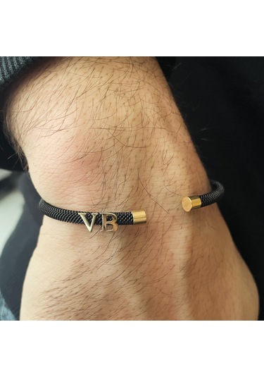 Gümüş Altın Kaplamalı Tektaraflı Harfli Siyah Çelik Bileklik