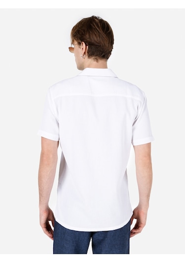 Colin's Colins Normal Kesim Shirt Yaka Beyaz Erkek Kısa Kol Gömlek Cl1066937 Cl1066937 Q1.v1 Wht Beyaz