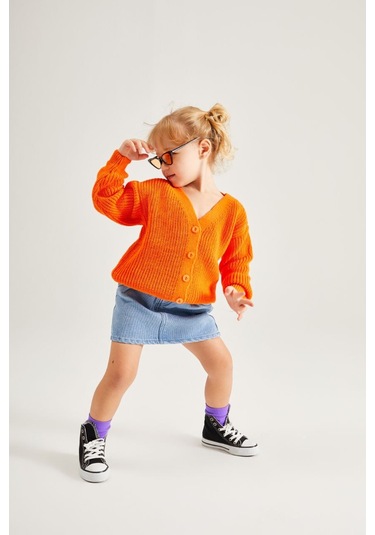 Kız Çocuk Turuncu Triko Hırka V Yaka Düğmeli + Kot - Denim Etek Kombin Turuncu