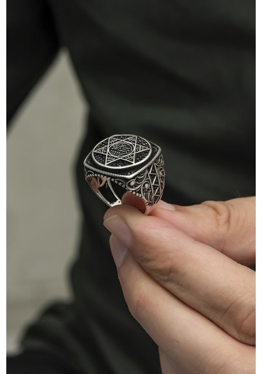 Süleyman Mührü Desenli Mikro Taşlı 925 Gümüş Erkek Yüzük