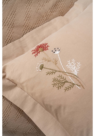 Noris Camel Çift Kişilik %100 Pamuklu Nakışlı Nevresimli Pike Takımı - 7 Parça Çeyiz Seti