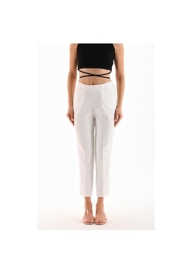 Ttl Arka Kemer Lastikli Ön Düz Yanlarda Cepli Şık Pantolon Beyaz