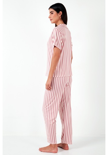 Lela Desenli Regular Fit Gömlek Yaka Bayan Pijama Takımı 65750101 Pudra Lela Desenli Regular Fit Gömlek Yaka Bayan Pijama Takımı 65750101 Pudra