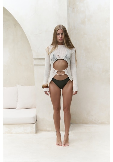 Mai Collection Mai Studios Co. Hanoi İp Detay Ekru Triko Crop Ekru