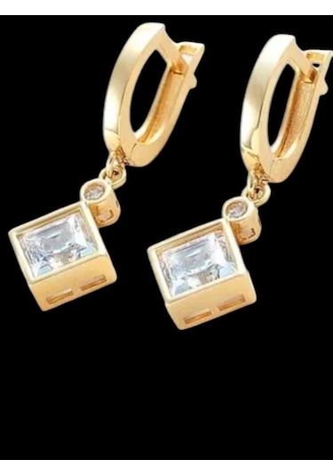 Kare Taşlı Şık Gece Küpesi