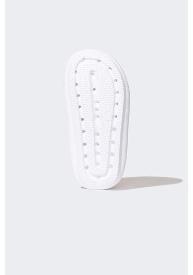 DeFacto Erkek Çocuk Cırt Cırtlı Düz Taban Eva Sandalet C2236A824SMWT1