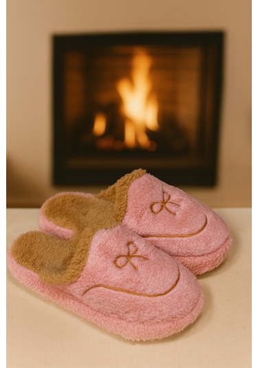 Amore Kapalı Kadın Ev Terliği Günlük Rahat Kışlık Terlik Pembe