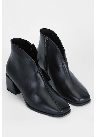 Tamer Tanca Kadın Hakiki Deri Siyah Deri Casual Bot 33 530 Bn Bot Sk22/23 Sıyah Dr Siyah