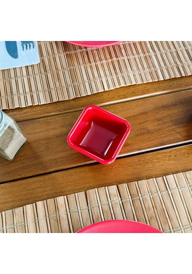 Alezy 528 Göreme Melamin Termostar Kare Sosluk 7 Cm Kırmızı