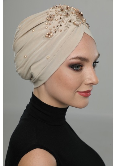 Kopma Astarlı İşlemeli Bej Sırma Motifli Hazır Türban Tesettür Abiye Bone Bej