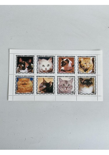 Kedi Temalı Ekvator Ginesi Damgasız 8'li Blok Pul