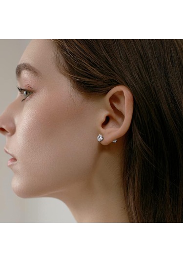 Titanyum Küpe, Hassas Kulaklar İçin Kübik Zirkonya İle Diğer Çok Renkli