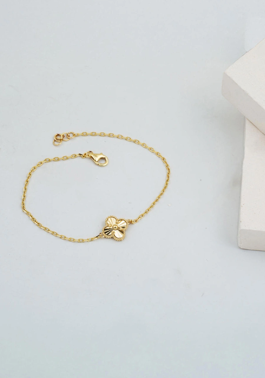 Bilezikci Yoncalı Sarı Altın Zarif Bileklik Sarı Altın