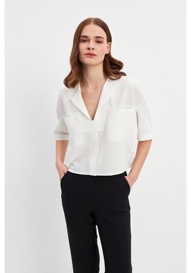 Stella Pulvis Beyaz Kısa Kol Cepli Bluz
