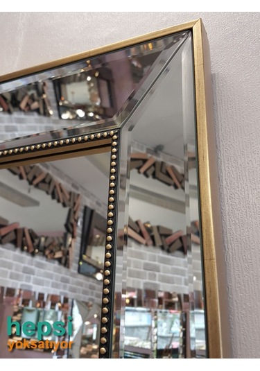 Ayna Çerçeveli Model Eskitme Altın Renk Boy Aynası Altın