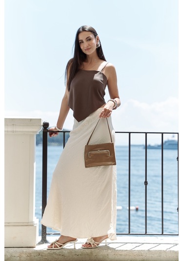 Eubah Kırışık Uzun Ekru Saten Etek Ekru