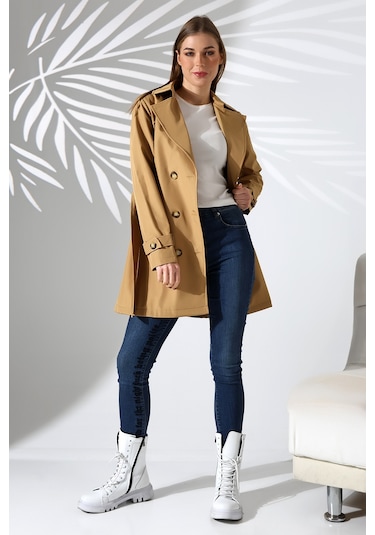 Kadın Degaje Kuşaklı Yarım Boy Astarlı Uzun Kollu Döğmeli Trençkot Camel CAMEL